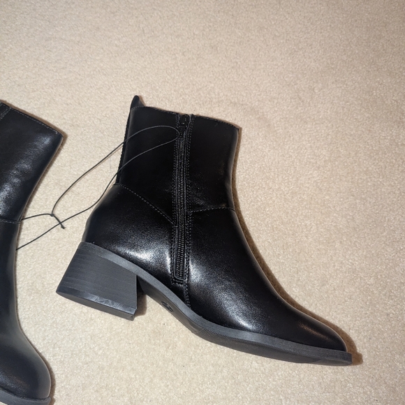 Nwt Universal Thread Women's Ashely Low Block Ankle Boots Size 7 - Picture 4 of 11